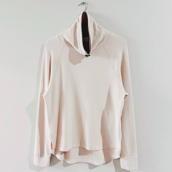 soulcycle | varley adkisson longsleeve in sandshell ↷ - Picture 2 of 16